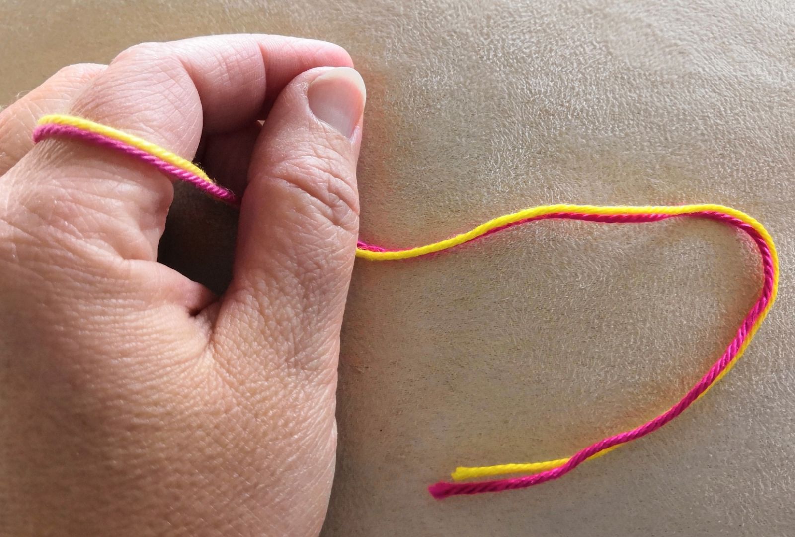 Blog-Inhaltsbild für 'Untersetzer mit Herz - Doubleface Einsteiger-Projekt inkl. Grundkurs'